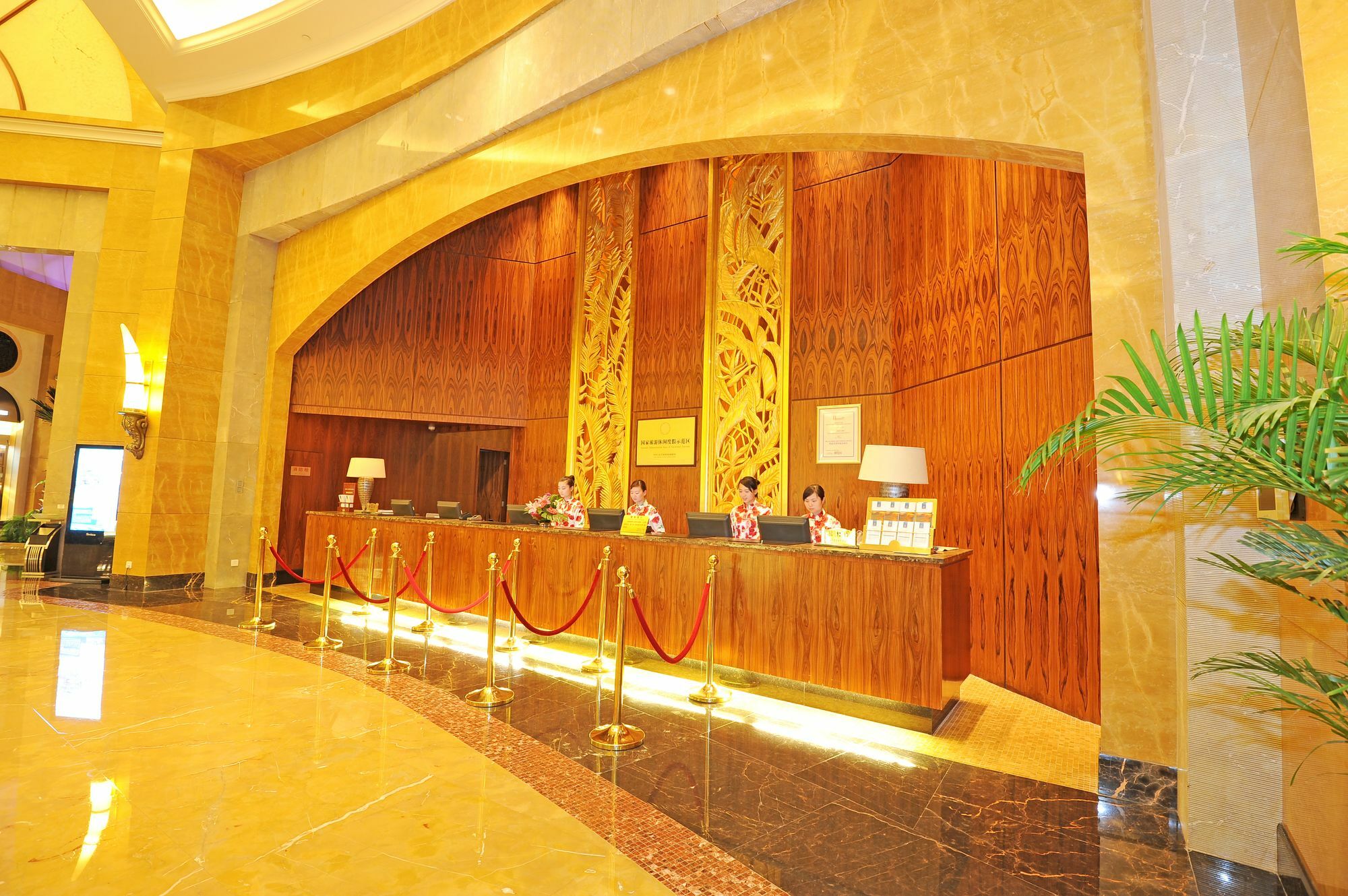 Ocean Spring Grand Metropark Hotel تشوهاى المظهر الخارجي الصورة
